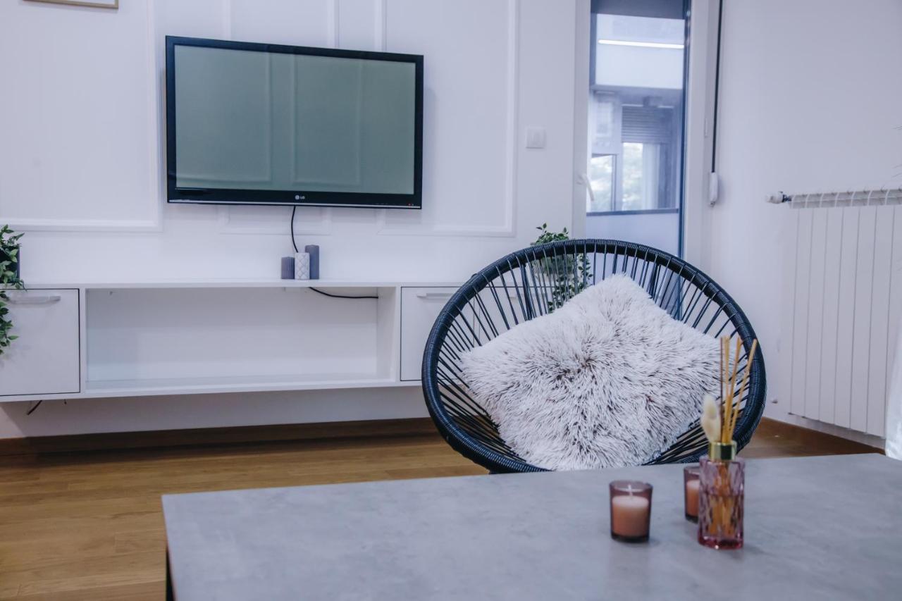 Lust Premium Apartments Kragujevac Esterno foto
