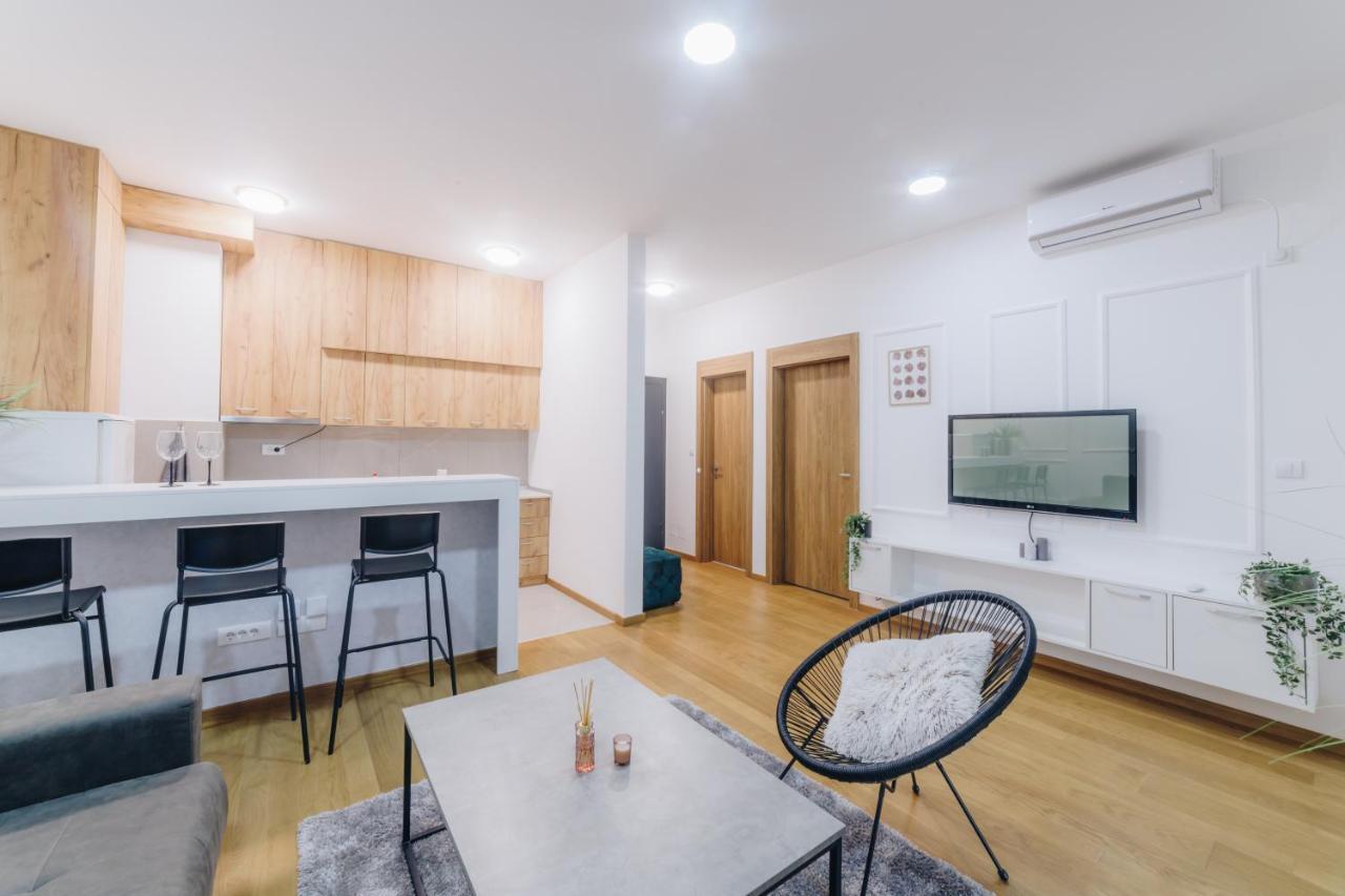 Lust Premium Apartments Kragujevac Esterno foto